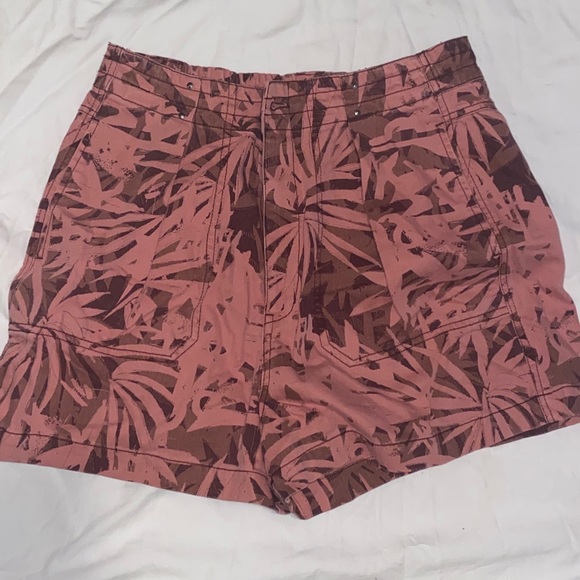 Free people high waisted shorts size medium - Picture 2 of 3